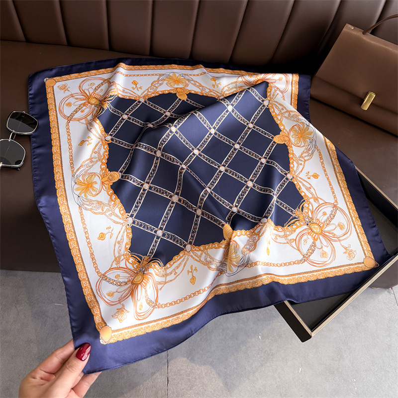Blue Classic Chain Print Squar - огляд і ціна Silk Scarf Square